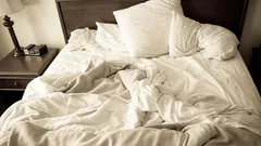 Perché non bisogna rifare il letto subito dopo essersi svegliati