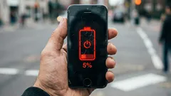 Il cellulare si scarica anche senza utilizzarlo? Disattivate queste 2 impostazioni e risparmierete decine di punti percentuali.